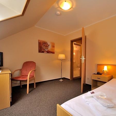 Waldhotel Bad Bibra Экстерьер фото